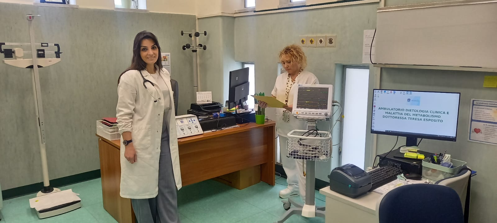 L’ambulatorio, diretto dalla dottoressa Teresa Esposito specialista in dietologia clinica e nutrizione umana, svolge l’attività di studio dello stato nutrizionale e tissutale del paziente, prima, durante e dopo il percorso dietoterapico